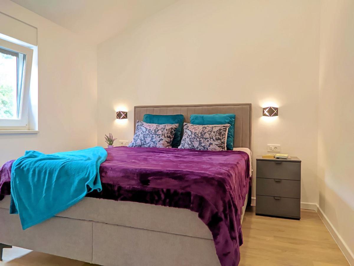 Luxury Sunrise Jacuzzi Apts, 50 M From The Beach Kali Buitenkant foto