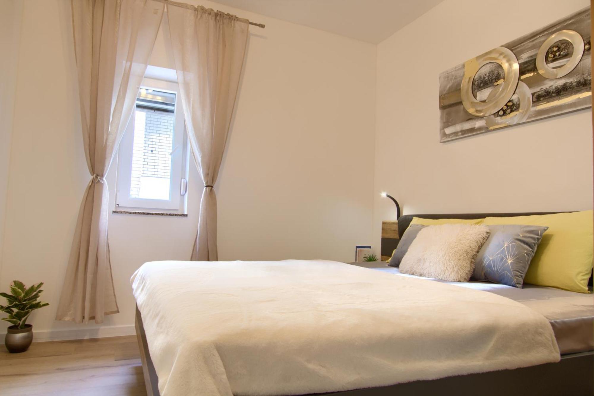 Luxury Sunrise Jacuzzi Apts, 50 M From The Beach Kali Buitenkant foto